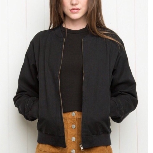 Brandy Melville Jackets & Blazers - Brandy Melville Navy Cotton Bomber Jacket